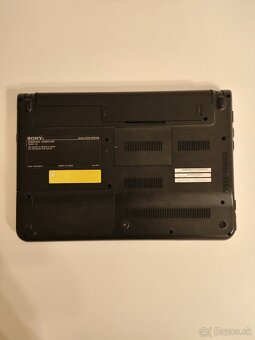 Sony Vaio i5/4Gb/500 Gb HDD - 4