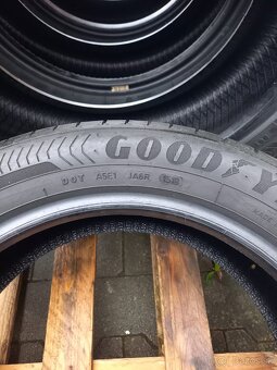 205/55R17 letne Goodyear - 4