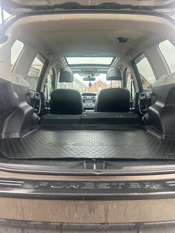Predám Subaru forester sj 2,0diesel - 4