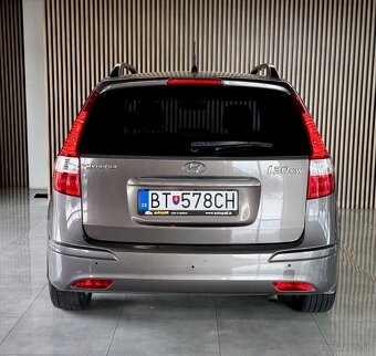 Hyundai i30 1.4 MPI 2011 / Slovák - 4