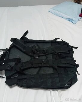 Čierny taktický ruksak - 4