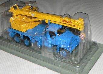 Praga V3S AD80 1974    1:43 + časopis - 4