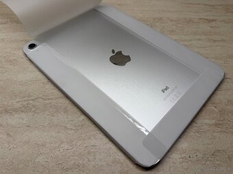 Apple iPad 10.9 (2022) 64GB Wi-Fi Silver, nový - 4
