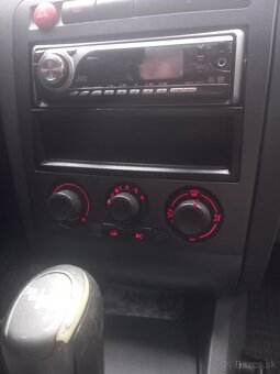 Seat ibiza  1.4 . 63kw - 4