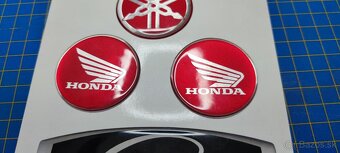 ponukam vyrobu 3 d zvicovych samolepiek - 4