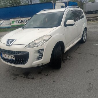 Peugeot 4007 - 4