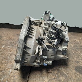 Predám reduktor Opel Antara 2.2 CDTI manuálna prevodovka 4×4 - 4