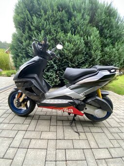 Aprilia SR 50 - 4
