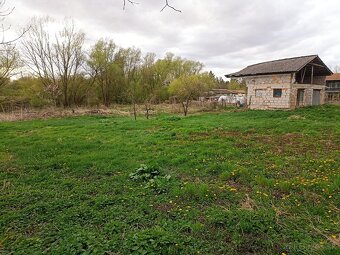 pozemok v intraviláne Šahy - 4