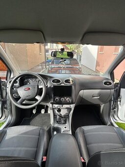 Predám Ford Focus 1.6i 74 kW – benzín - 4