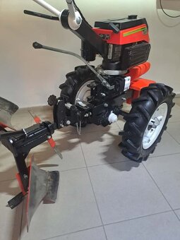 Predám malotraktor AGZAT - 4
