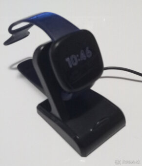 Smarthodinky Fitbit Versa 3 - znížená cena - 4