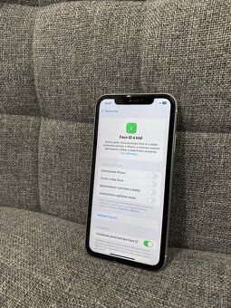 iPhone Xr 64GB (plne funkčný) - 4