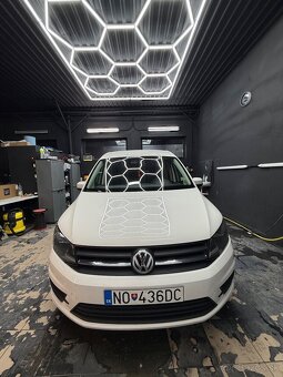 Volkswagen Caddy 2.0 TDi - 4