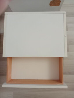 Nočné stolíky - 4