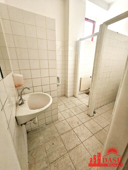 Na prenájom obchodný priestor, 116 m2, Trenčín, ul. Opatovsk - 4