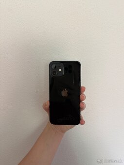 Apple iPhone 12 - 4