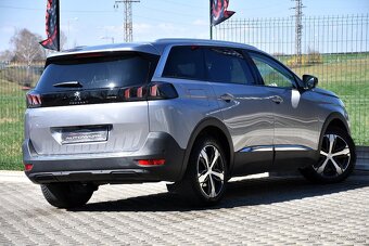 Peugeot 5008 1.5 BlueHDi 7-MIESTNE AUTOMAT ALLURE SR 2022 - 4