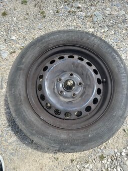 Predám originálnu nepoškodenú sadu vw diskov 5x112 r15 - 4