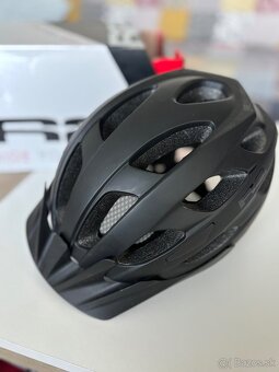Dámska čierna cyklistická prilba - 4