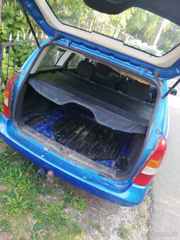Opel Astra Caravan - 4