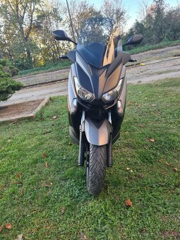 Predám pekný skúter Yamaha X Max 400cm3 - 4