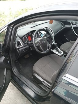 Opel Astra J 2011 2.0 CDTI 121 KW automat - 4