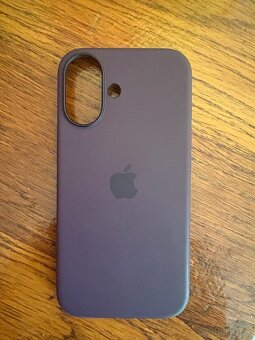 iPhone 16 Silicone Case Magsafe Plum - 4