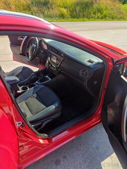 Toyota Auris TS 2.0 D-4D - 4