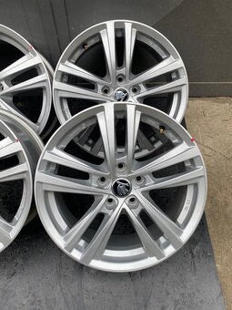 ✅ R17 ®️ Originál Seat VW Škoda 5x112 7J ET40 ✅ Superb / B8 - 4