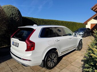 Volvo XC90 B5 Inscription 173KW DPH Jsem první majitel - 4