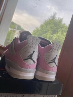 Air Jordan 4 Retro Orchid - 4