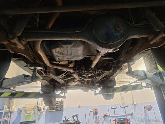 SUZUKI JIMNY 1,3 BENZIN 4X4 ŤAŽNÉ - 4