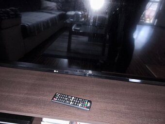 LG LED tv uhlopriečka 165cm (65") - 4