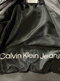 Bunda Calvin Klein - 4