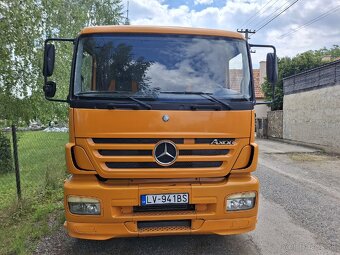 Mercedes - 4
