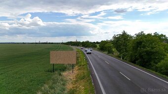 Billboard - Hlavná cesta medzi Trnavou a Sencom - 4