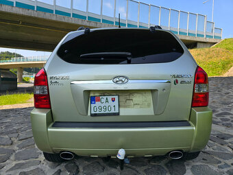 HYUNDAI TUSCON 2.0CRD A/T 4X4 ťažné //BEZ KOROZIE// - 4
