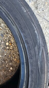 Nexen R17 - 4