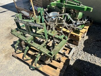 Predám Malotraktor ISEKI TX 1000 F 4x4 s príslušenstvom - 4