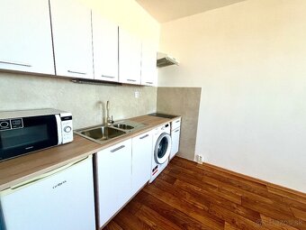 Priestranná garsónka 28m2 - sídlisko KVP - 4