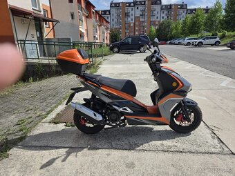 Adamoto fast 125i - 4