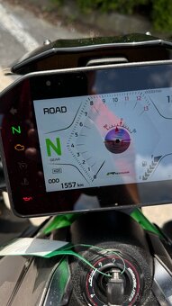 Kawasaki Z900 SE 2025 - 4