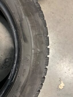 Michelin Agilis 215/60 R17C - 4