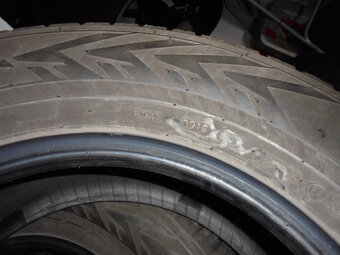 Nokian WR SUV 4 215/70 R16 100H č.23z - 4