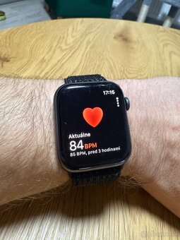 Apple Watch series 4 44MM - 4