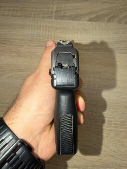 Ruger LC9s 9mm Luger - 4