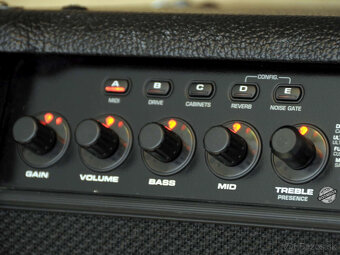 Behringer Vampire LX112, gitarové kombo - 4