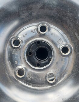 Plechové disky R16 - 4