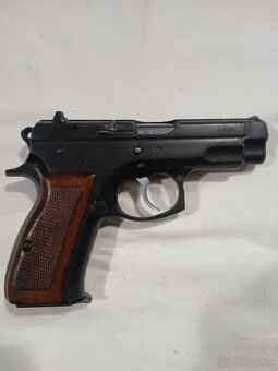 Predám pištoľ ČZ 75 Compact - 4